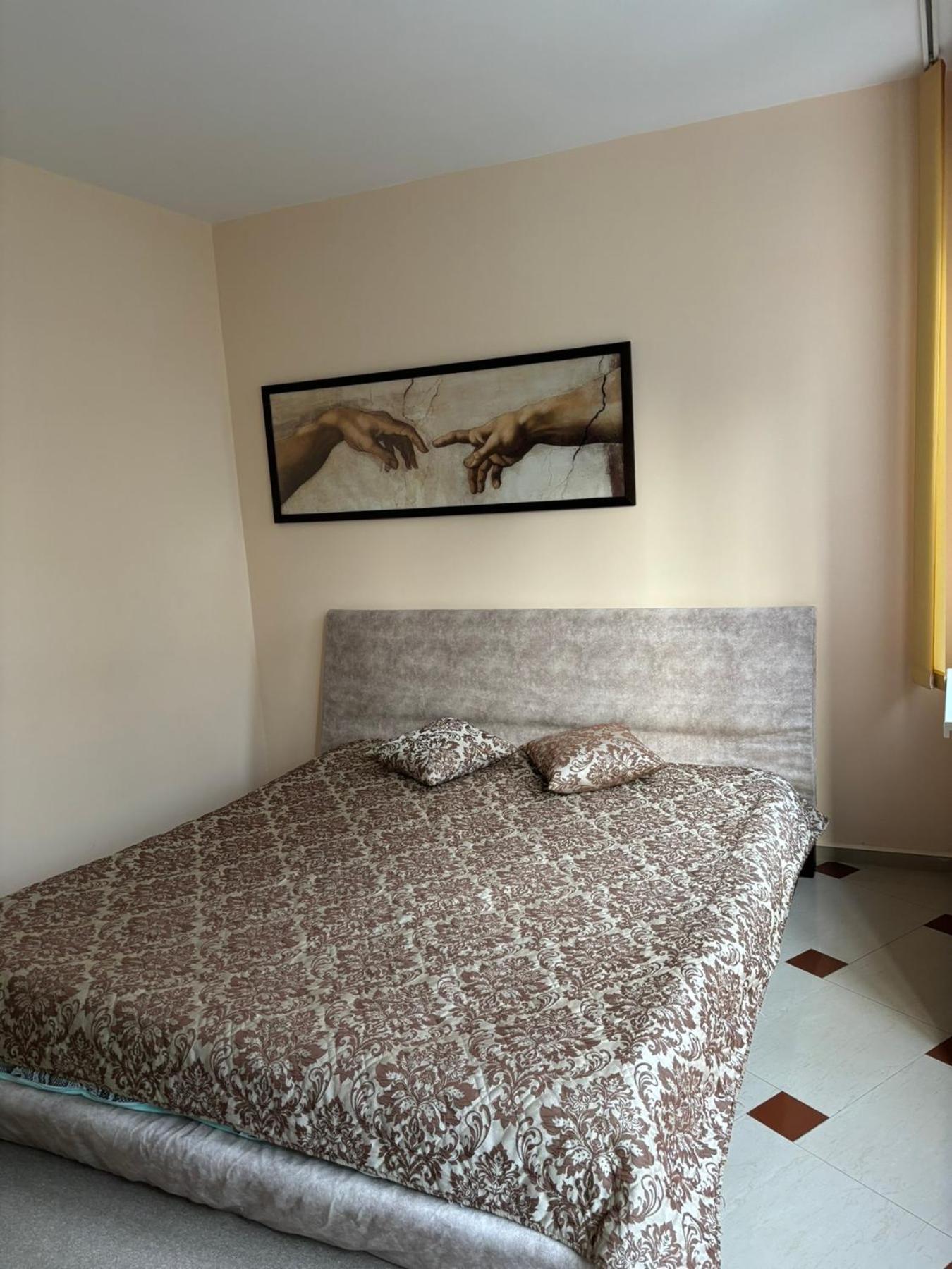 студио 2 Apartament